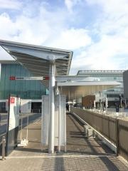 「猪高緑地」バス停留所