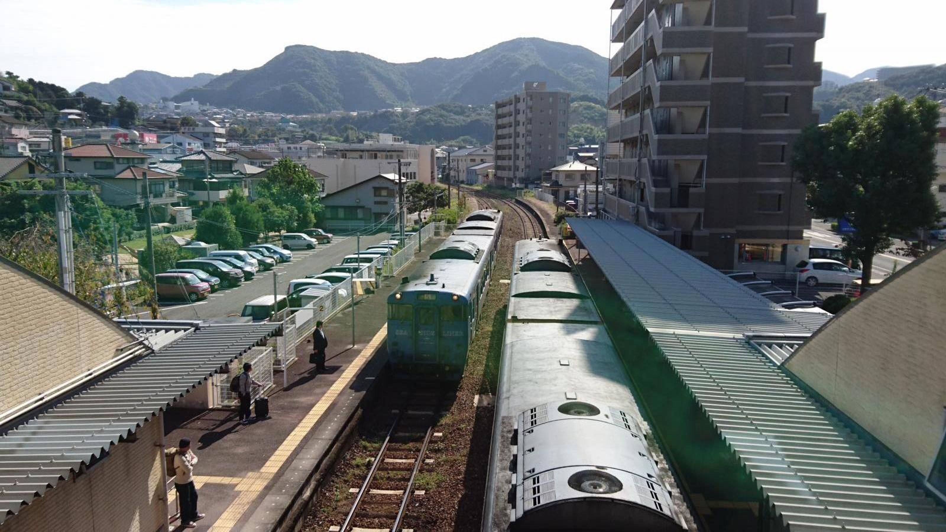 長 与 駅