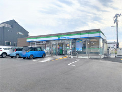 ファミリーマート　山形篭田一丁目店