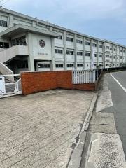 奥小学校
