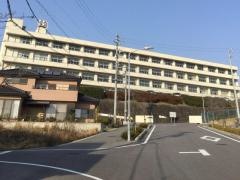 知多市立中部中学校