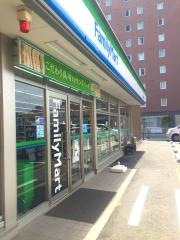 ファミリーマート　豊橋白河町店