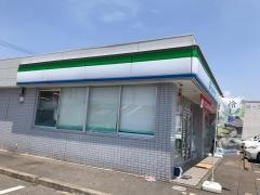 ファミリーマート　亀崎南店