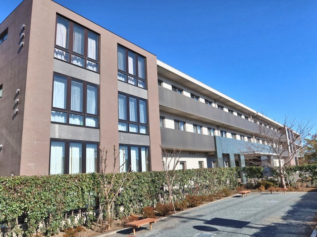 介護付有料老人ホーム「健康倶楽部館　ファンコート厚木」 施設外観
