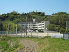 柏原市立堅上中学校