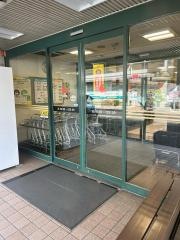 阪急オアシス蛍ヶ池店