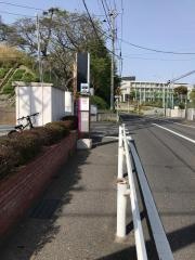 「市立高校」バス停留所