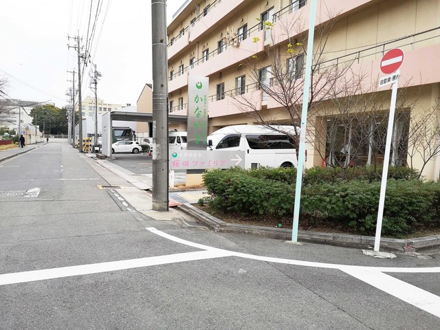 かなやま 施設外観