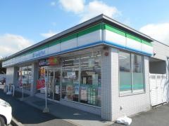 ファミリーマート　伊賀一之宮インター店