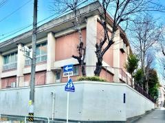 栄小学校