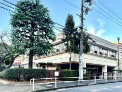 栄小学校