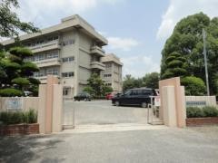 伊勢丘小学校