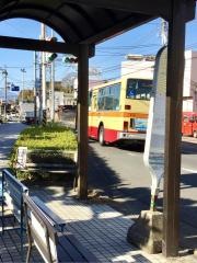 「用田」バス停留所