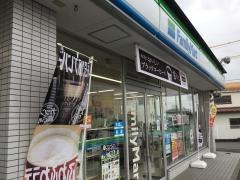 ファミリーマート　西汰上店