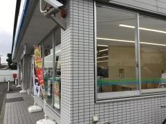 ファミリーマート　西汰上店