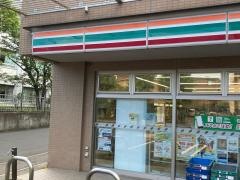 セブンイレブン　横浜平安町2丁目店