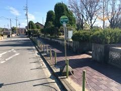 「立教小前」バス停留所