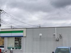 ファミリーマート　愛川角田店