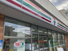 セブンイレブン　大田区石川町２丁目店
