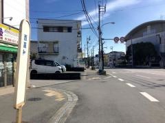 「西高校」バス停留所