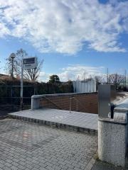鶴見緑地駅