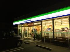 ファミリーマート　守山川村町店