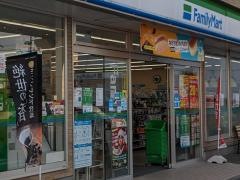 ファミリーマート　守山川村町店