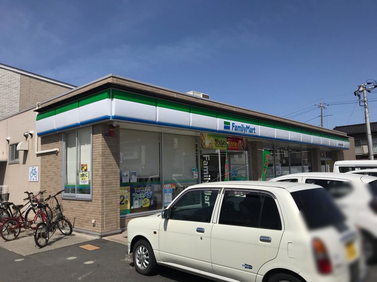 ファミリーマート岡山平井五丁目店さんです。