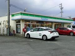 ファミリーマート　東浦石浜店