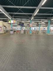 府中競馬正門前駅