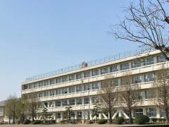 絹川小学校