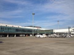 松山空港