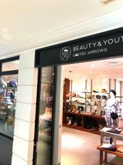 ＢＥＡＵＴＹ　&　ＹＯＵＴＨ　ＵＮＩＴＥＤ　ＡＲＲＯＷＳ　北千住店