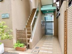 ウエルインベストメント株式会社