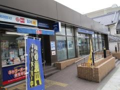 みずほ銀行　学園前支店