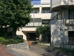 府中市立新町図書館