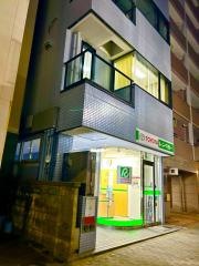 トヨタレンタリース名古屋丸の内駅前店