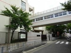 小路小学校
