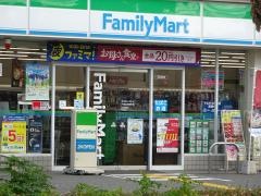 ファミリーマート　八尾太田新町店