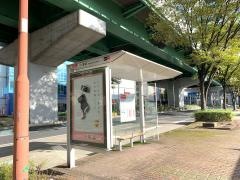 「八角堂前」バス停留所