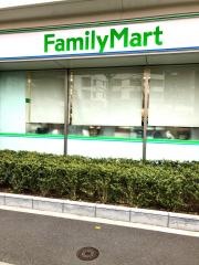 ファミリーマート　御成門店