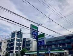 ファミリーマート　鶴見中央三丁目店