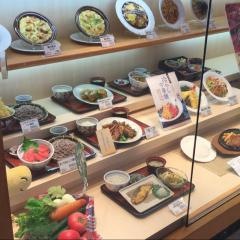 ファミール　横浜別所店
