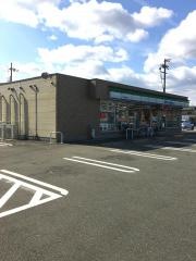 ファミリーマート　木津川相楽店