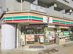 セブンイレブン　川崎南町店
