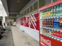 ザ・ダイソー＆アオヤマ　那覇小禄店