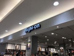 ライトオン　沖縄西原シティ店