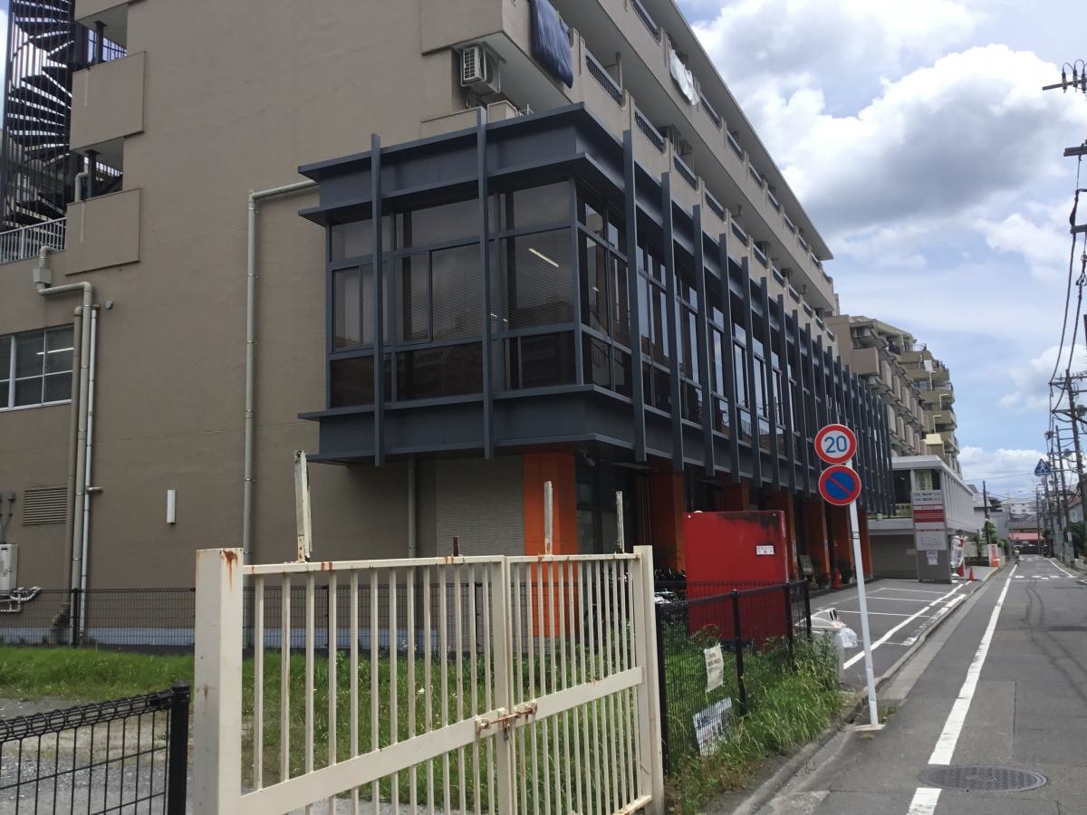 バス会社