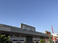 ライトオン　坂東ヨークタウン店