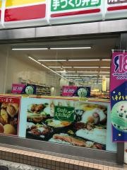 デイリーヤマザキ　神田岩本町店